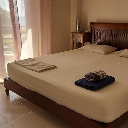 Dolphin 1 Apartment Artemida  Ngoại thất bức ảnh