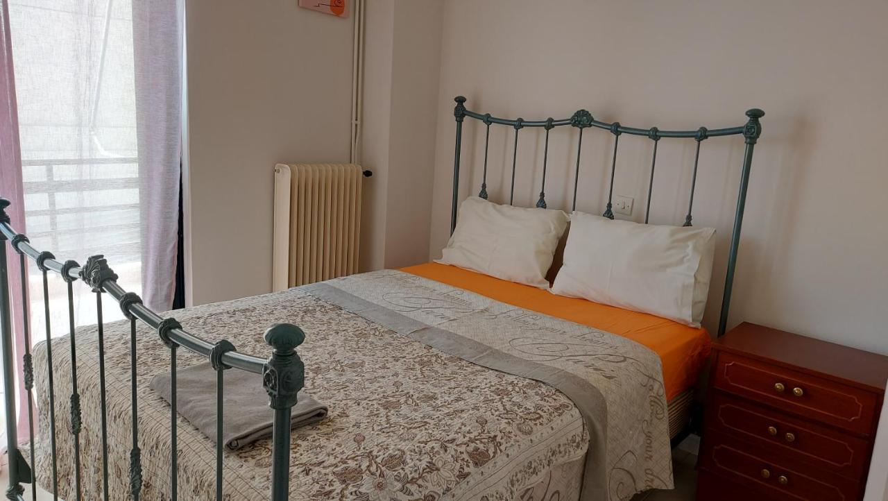 Dolphin 1 Apartment Artemida  Ngoại thất bức ảnh